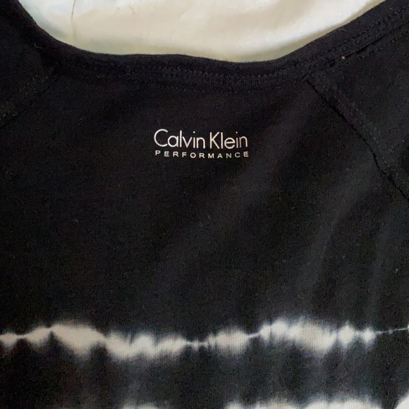Calvin Klein cold shoulder top - Picture 2 of 2